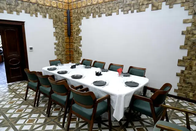 Mayli Restobar — VIP "Old"