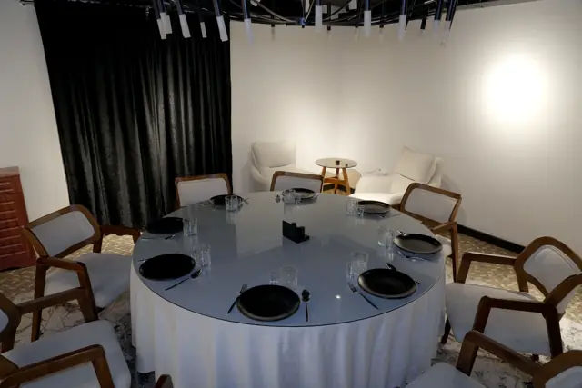 Mayli Restobar — VIP "White"