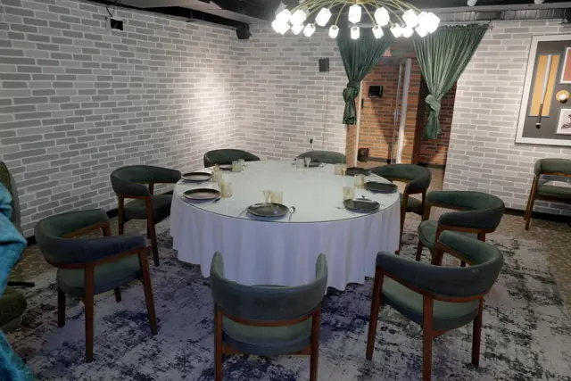 Mayli Restobar — VIP "Green"